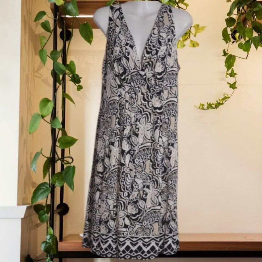 St. John's Bay Black and Cream Floral Print Midi Dress Size Large